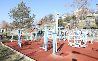 /PARKLAR/YILDIRIM BEYAZİD PARKI/hb4a7150.JPG